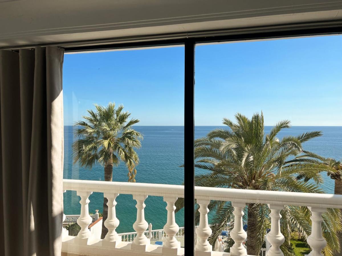 Hotel Paraíso Del Mar Nerja Exterior foto