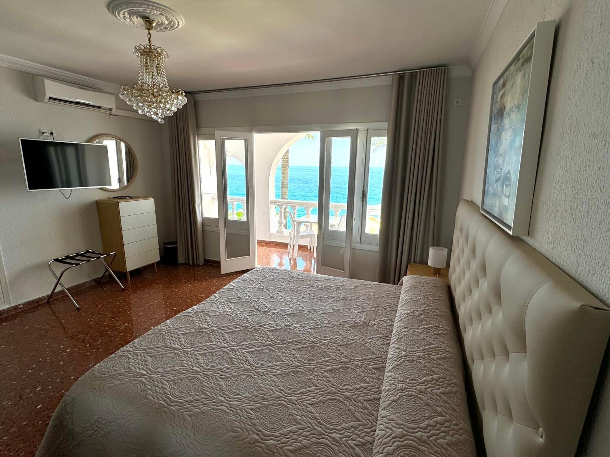 Hotel Paraíso Del Mar Nerja Quarto foto